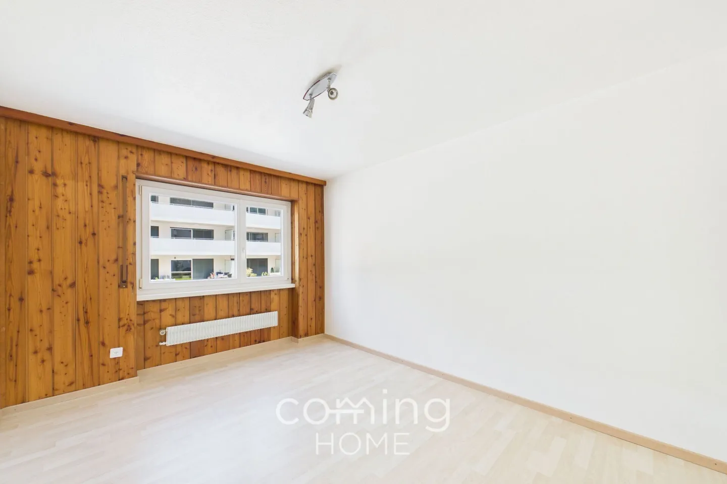 Gepflegte 4.5 Zimmerwohnung in Steg-Hohtenn mit sonnigem Balkon und Bergsicht - Photo 7 sur 15