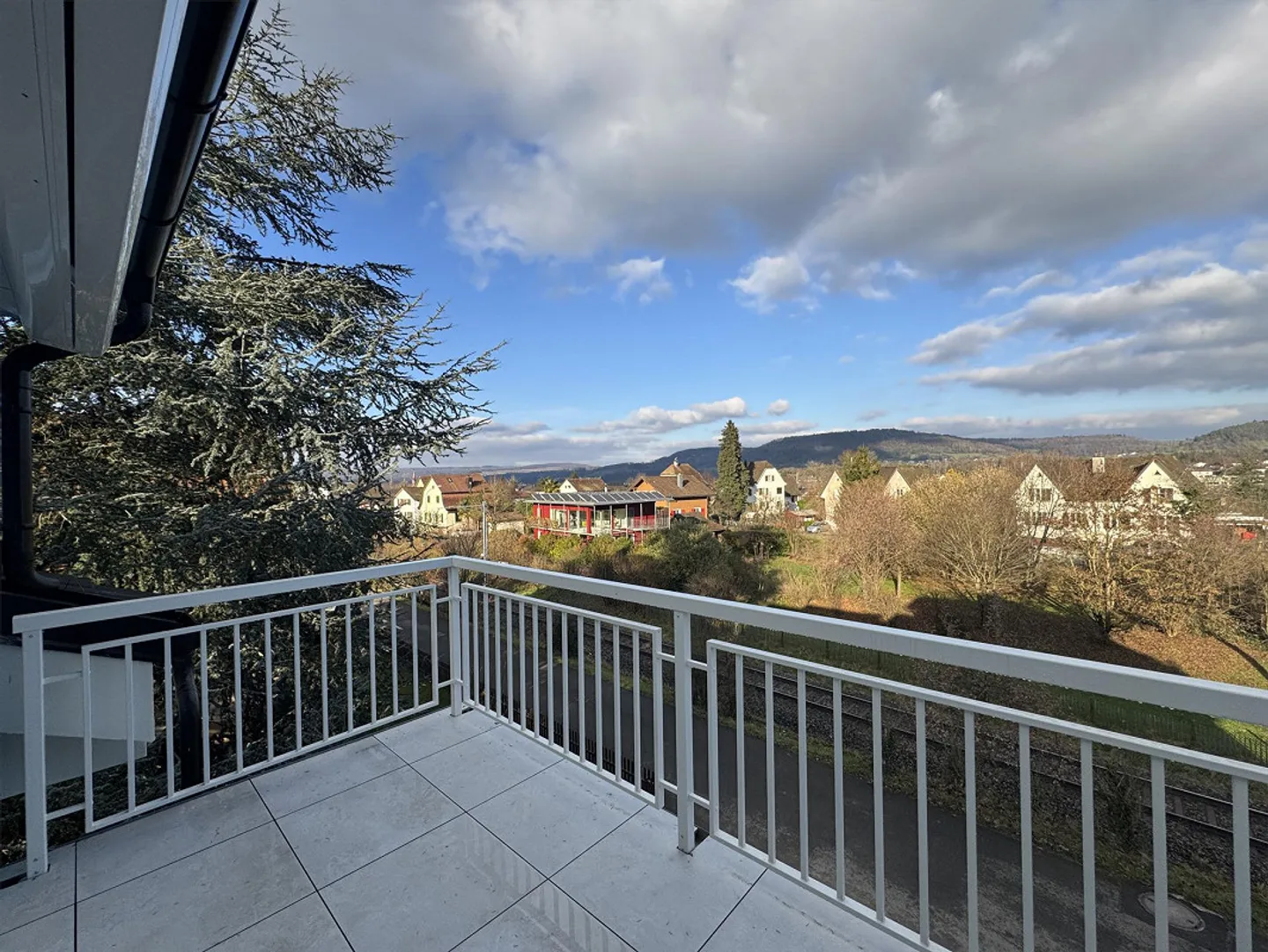 First occupancy - 2.5-room penthouse apartment in a central location in Bad Zurzach - Photo 8 of 8