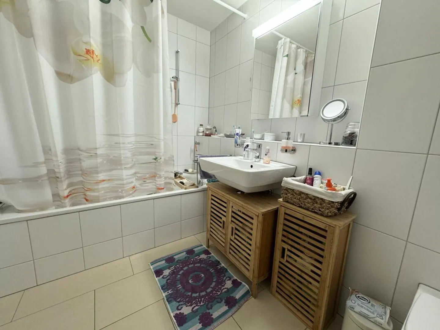 Living in Greenery - Photo 7 of 12