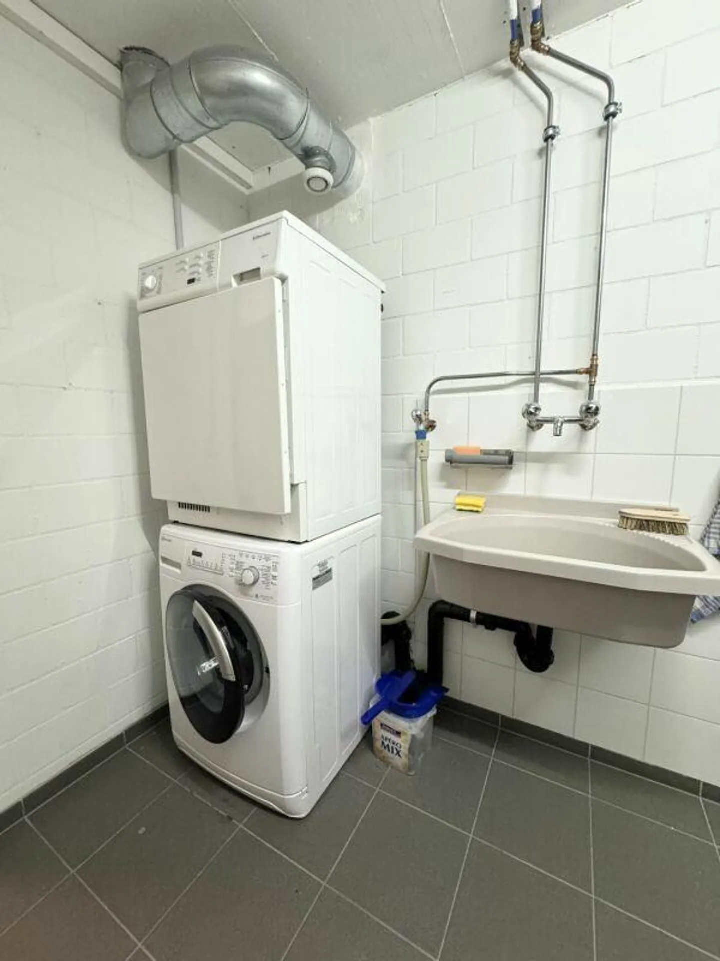 Living in Greenery - Photo 12 of 12