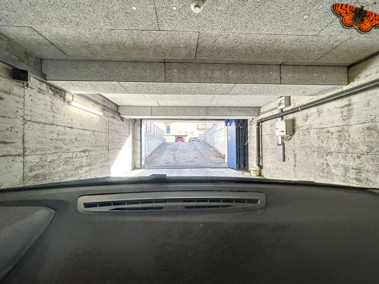 FRIBOURG - Innenparkplatz - Foto 2 von 3