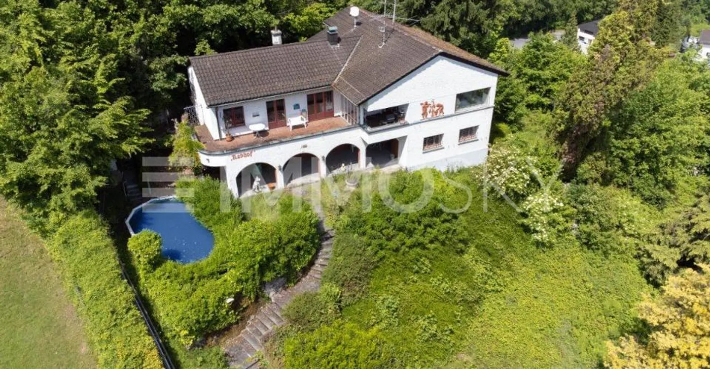 Charmantes Einfamilienhaus im Grünen - Foto 1 von 5
