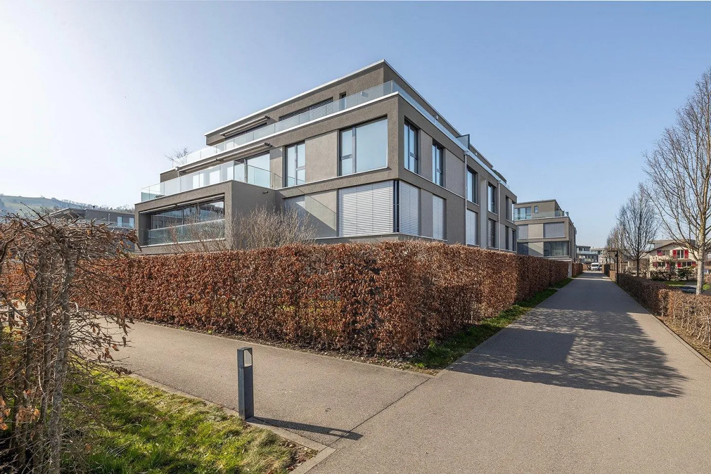 Elegant Living with Conservatory & Terrace – 5.5 Rooms in Ownership Standard - Photo 13 of 13