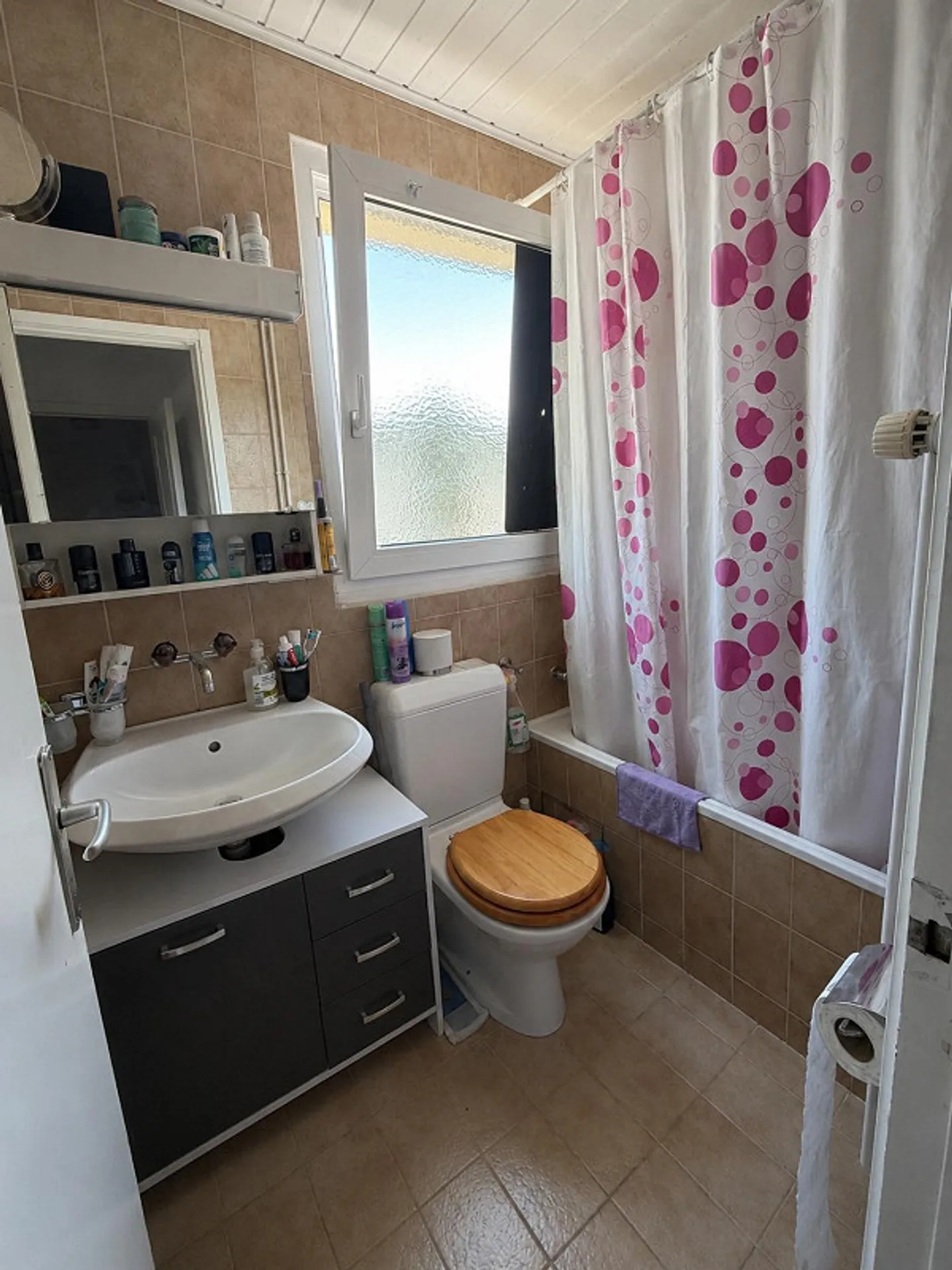 4.0 Room Apartment in Bachenbülach - Photo 3 of 8