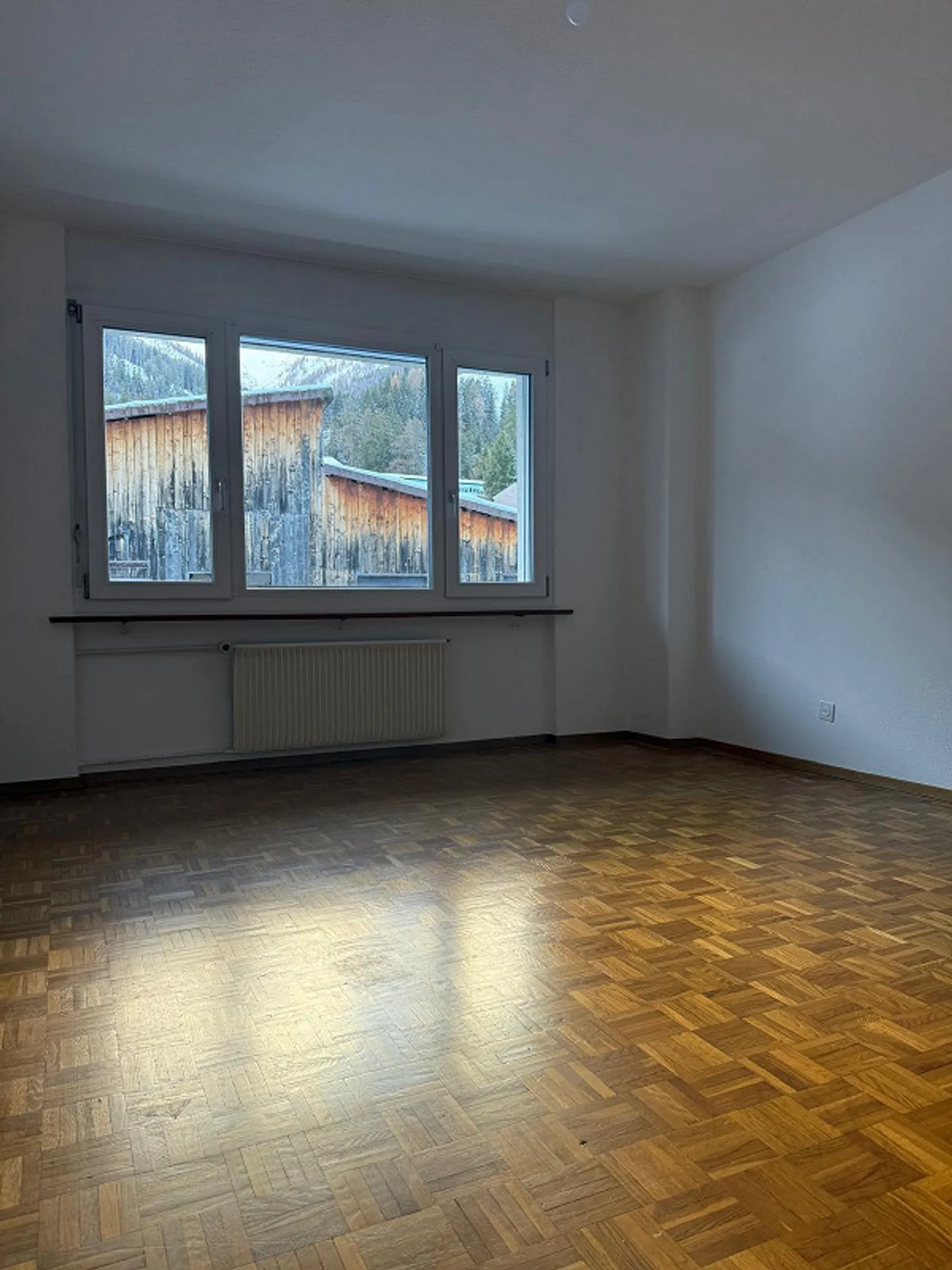 3 Room Apartment - Photo 3 of 8