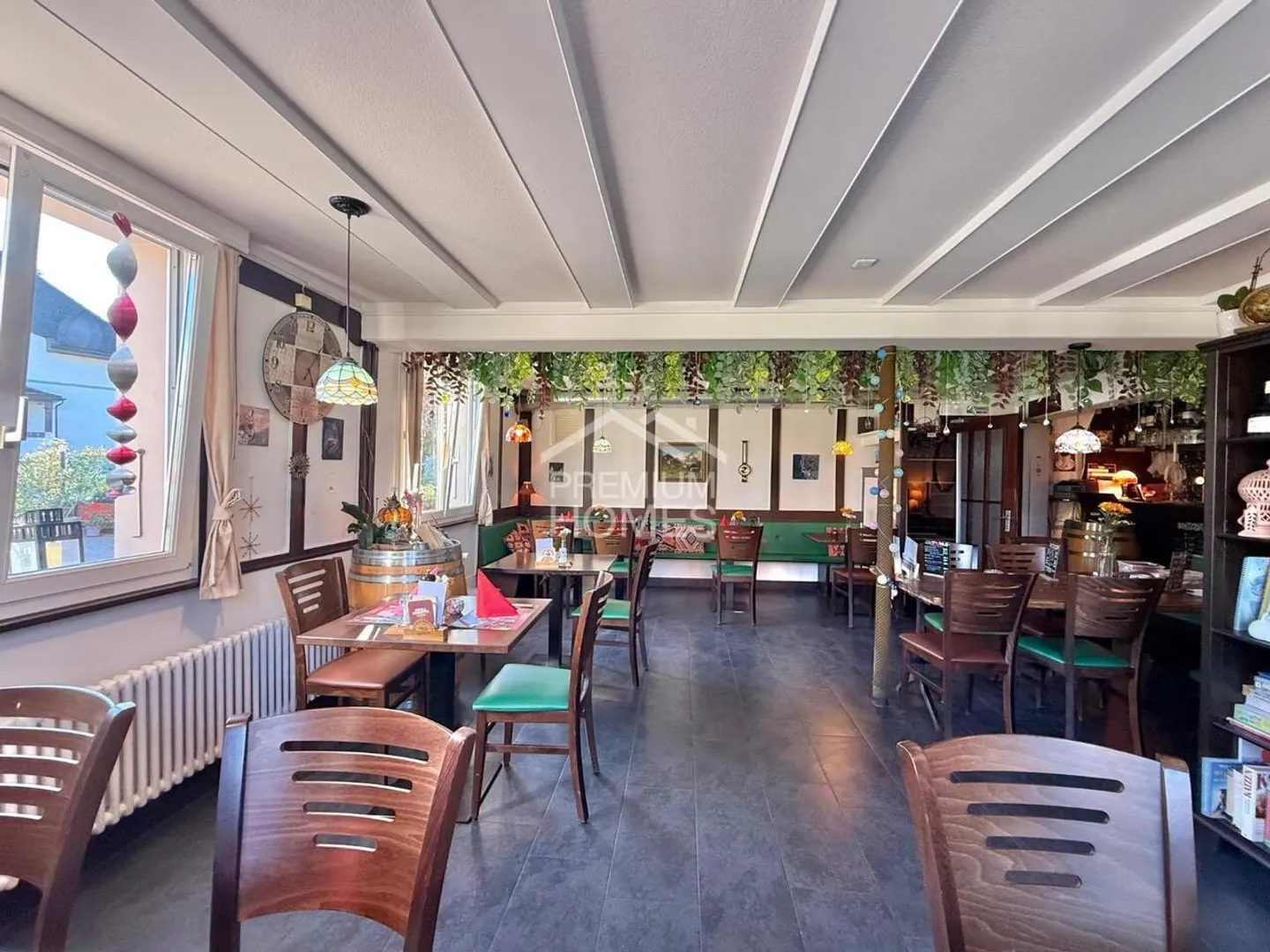 Opportunité d'investissement régional - Restaurant de quartier & espace de vie (BR 5,5%) - Photo 5 sur 9