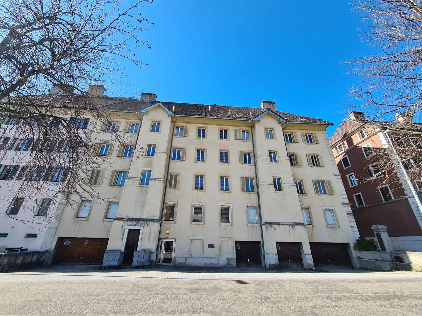 Edificio residenziale in vendita - Foto 2 di 7