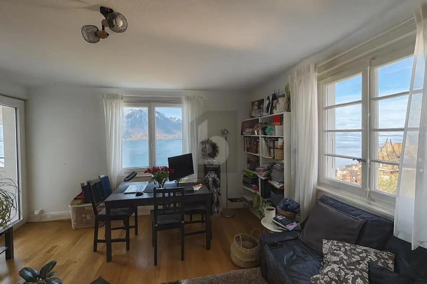 PRIX TOP ! IM ATTIKABEREICH MIT PANORAMABLIK UND BALKON - Photo 3 sur 4