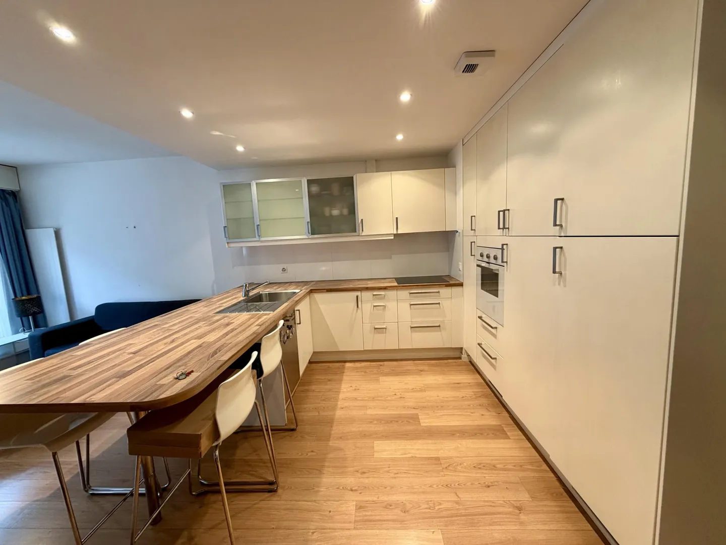 Wunderschöne 3-Zimmer-Wohnung in Nation - Foto 2 von 8
