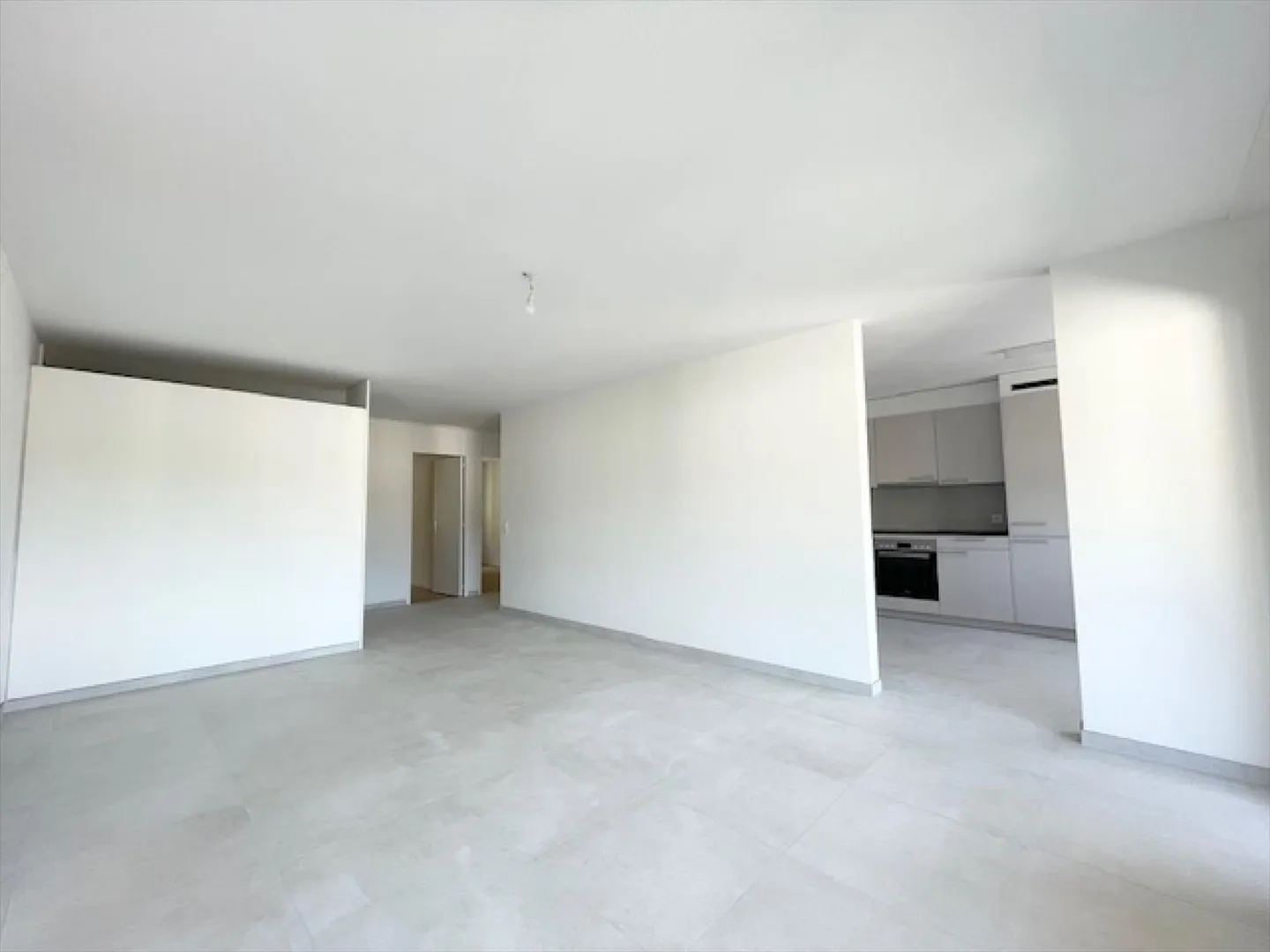 Appartamento 5 locali - Foto 9 di 13