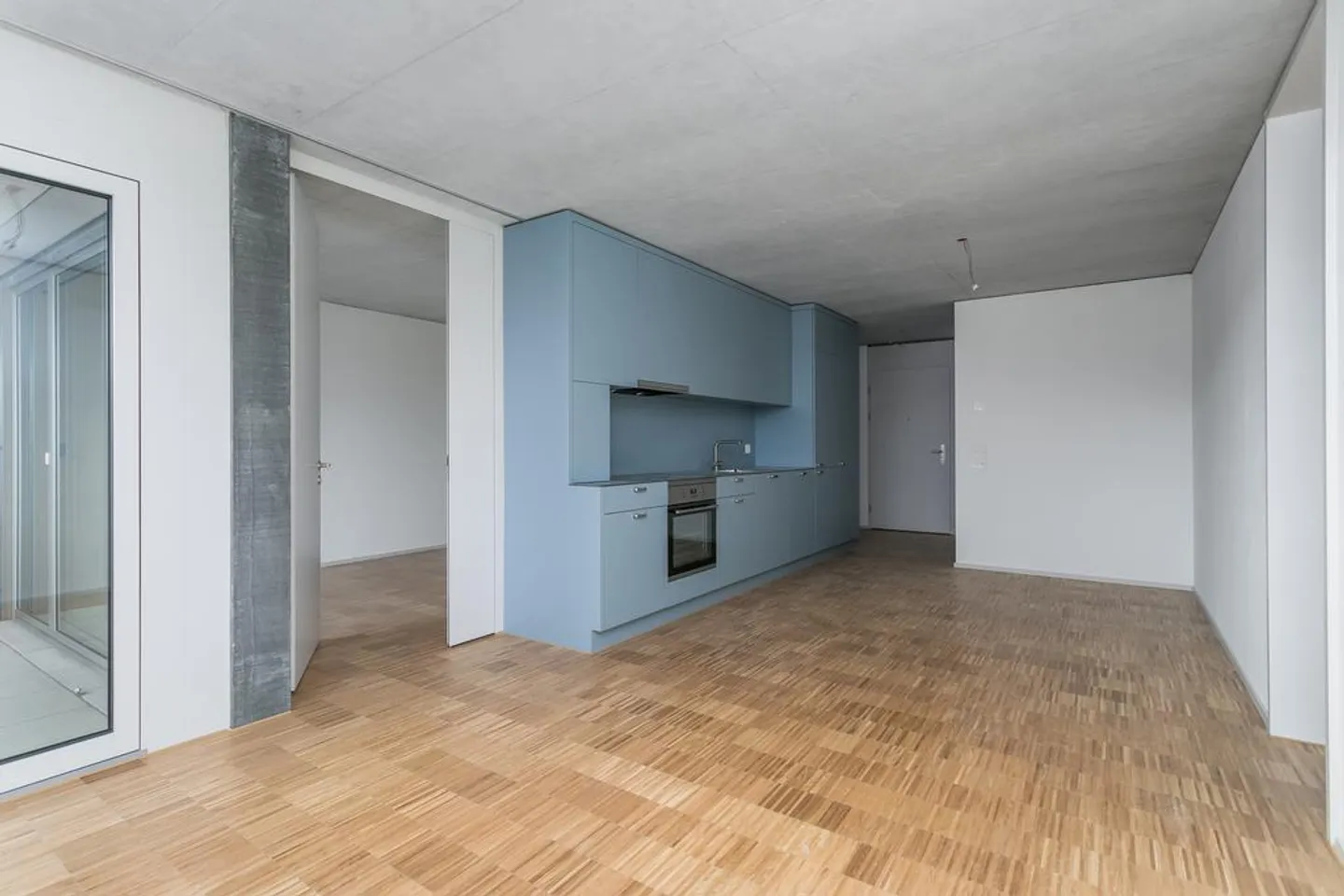 Sentimento moderno di grattacielo nella migliore posizione - Foto 3 di 11