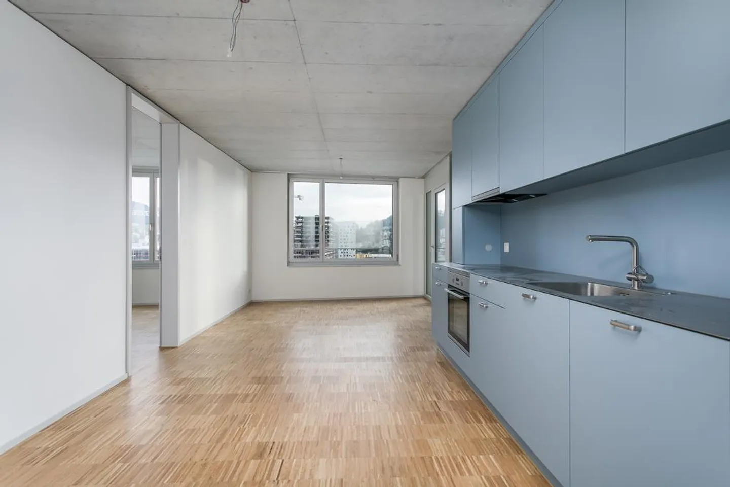 Sentimento moderno di grattacielo nella migliore posizione - Foto 4 di 11