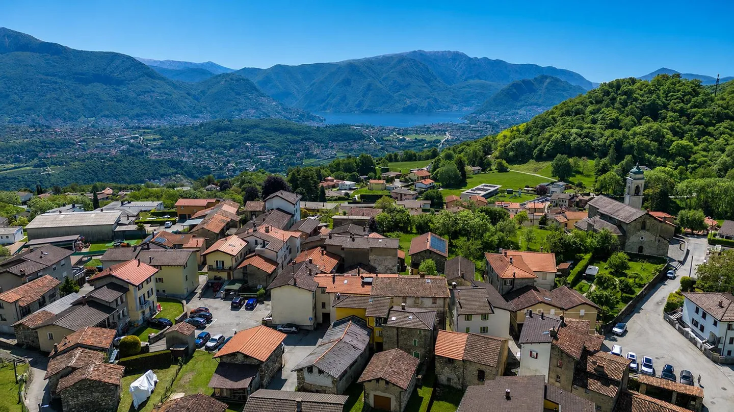 Casa ticinese ristrutturata e affascinante - Foto 1 di 18