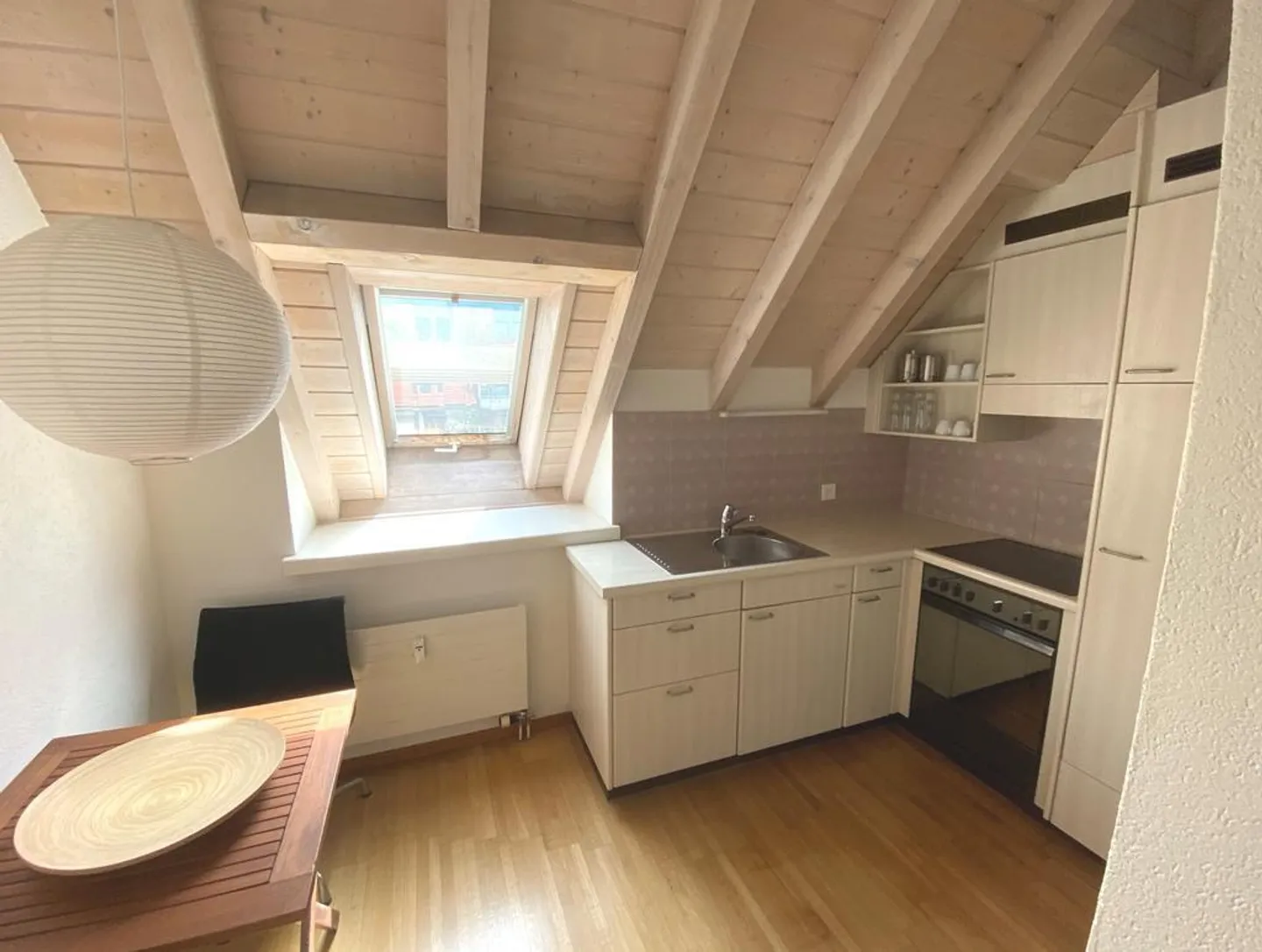 Light-Filled Apartment in Watt (Regensdorf) - Photo 2 of 6