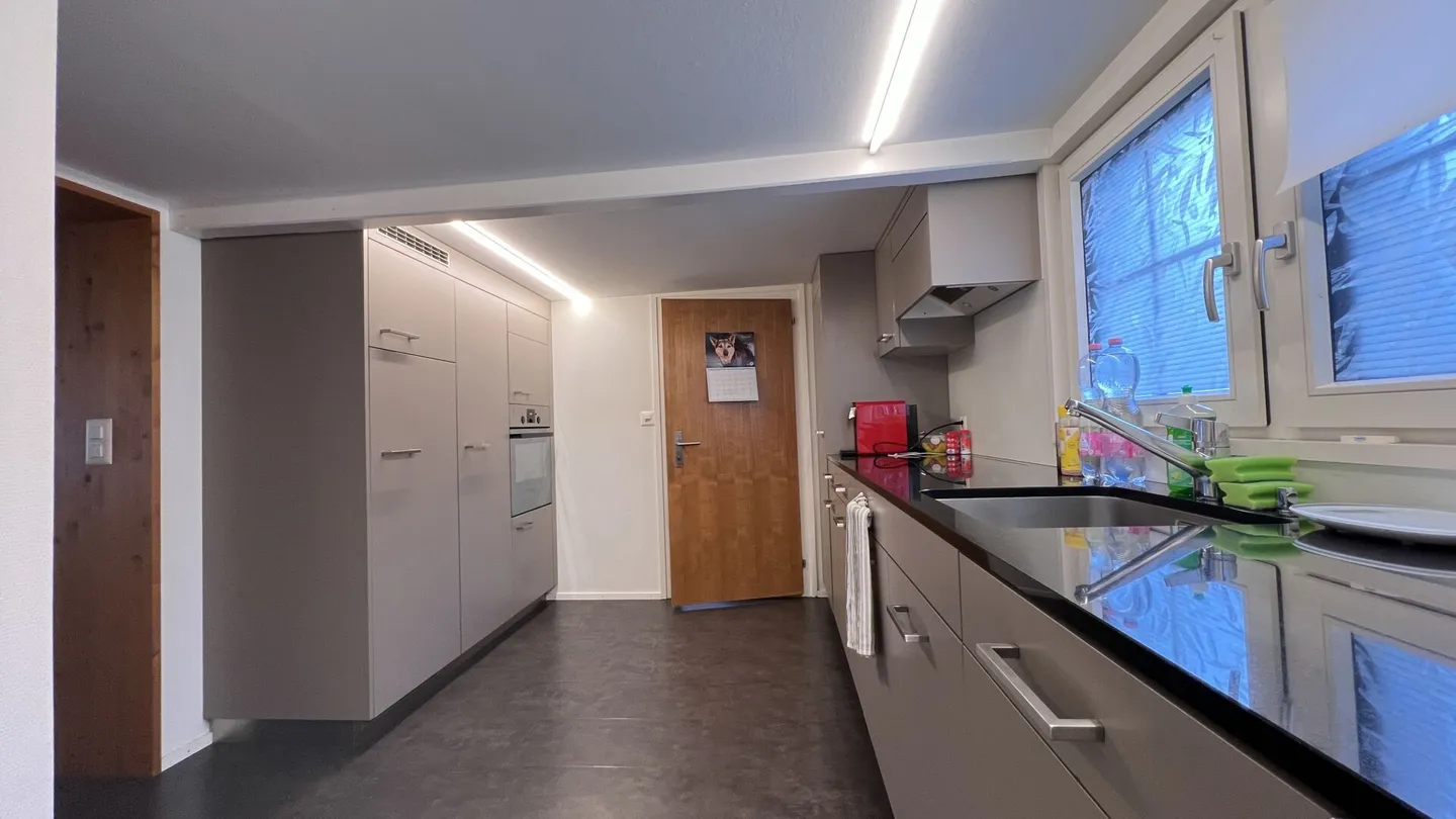 AFFAIRE À SAISIR AVEC BEAUCOUP D'ESPACE - Photo 3 sur 9