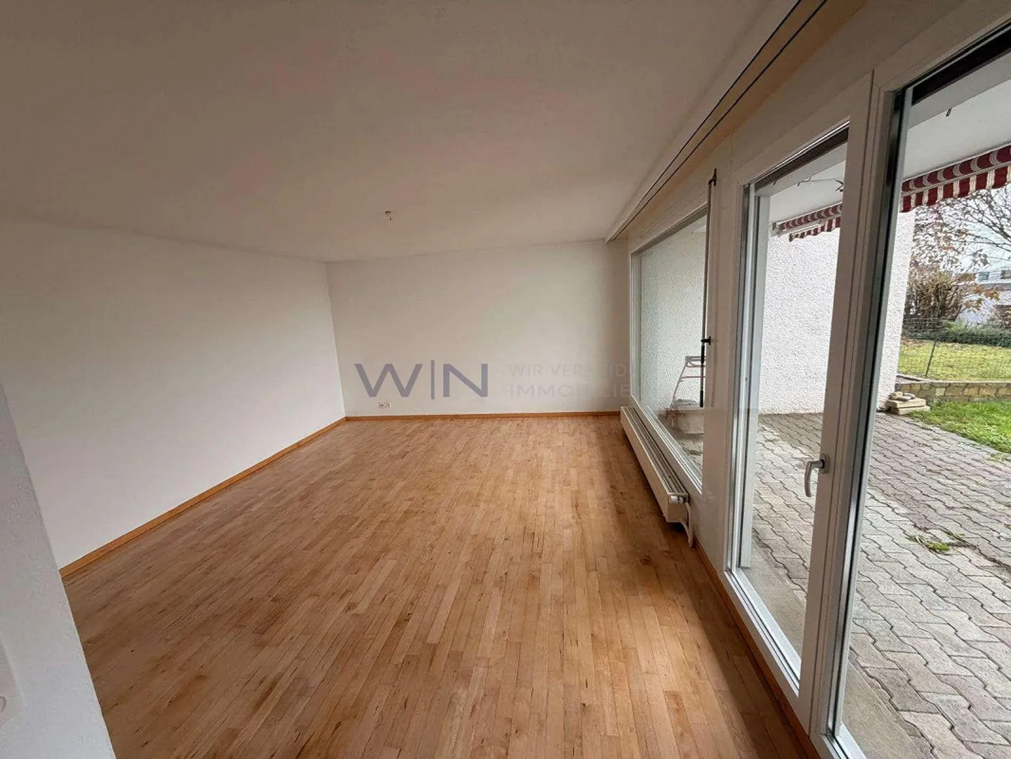 Live here? Or regret it forever - Photo 4 of 5