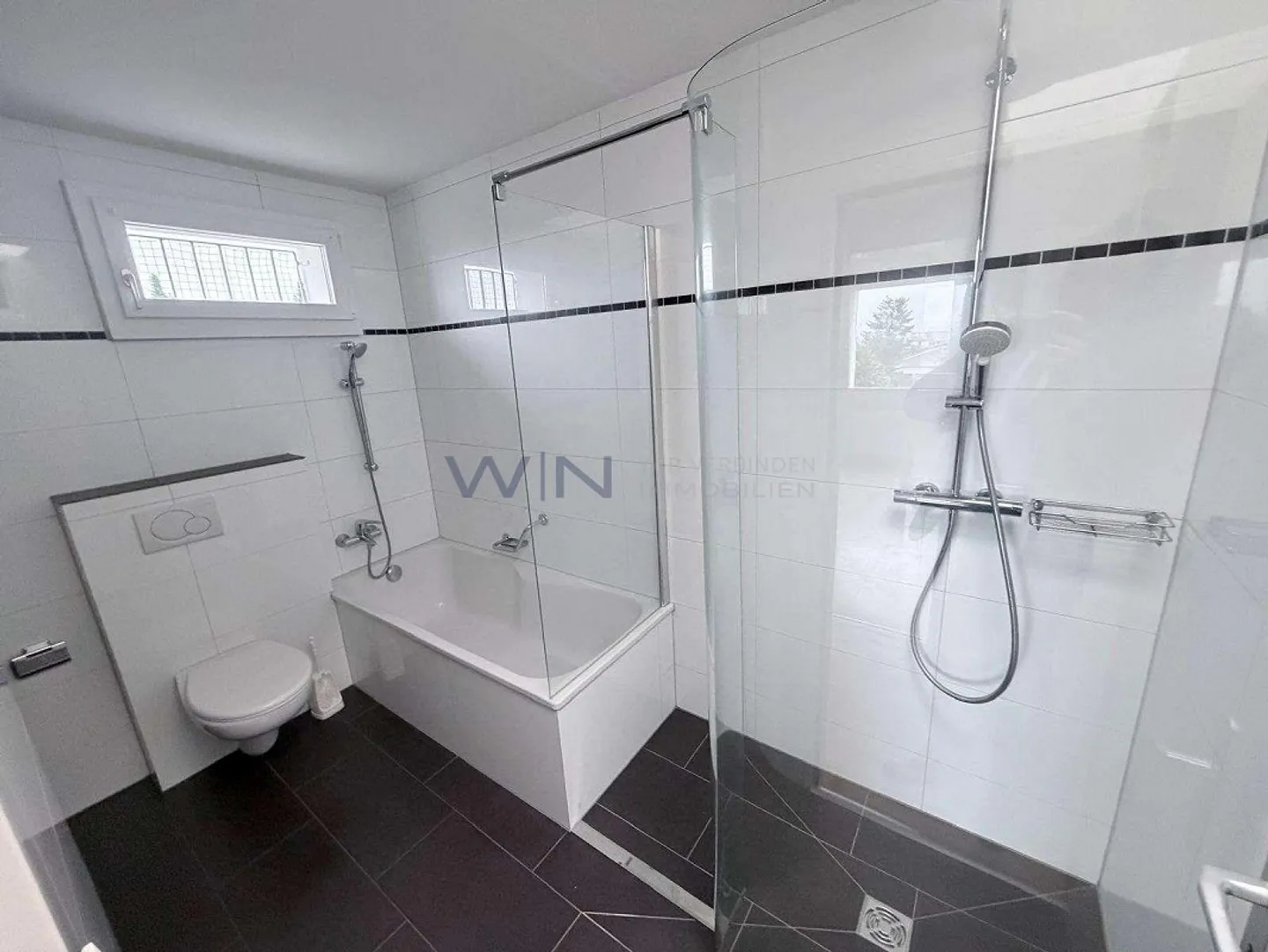 Live here? Or regret it forever - Photo 5 of 5