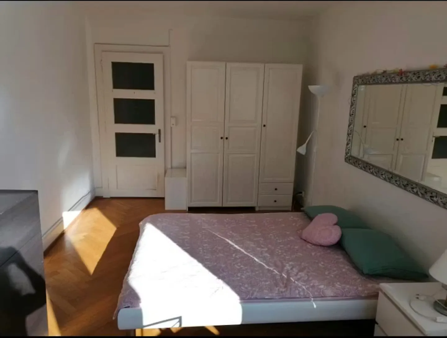 Chambre à louer/Vieille Ville Vevey à 1 min du Lac - Photo 2 sur 10