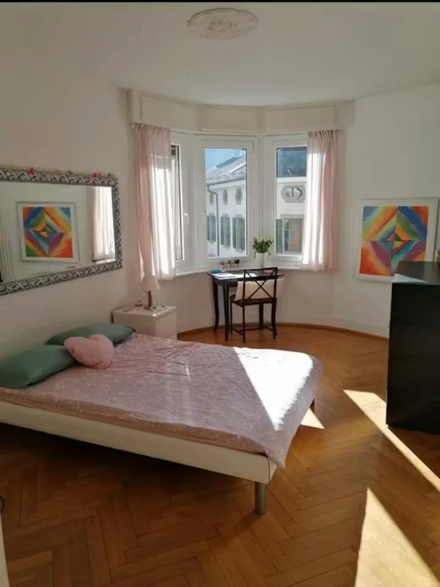 Chambre à louer/Vieille Ville Vevey à 1 min du Lac - Photo 1 sur 10