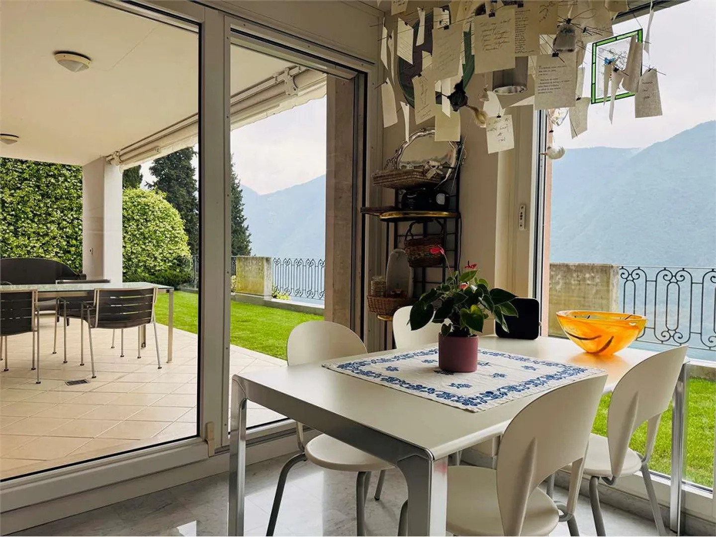 RUVIGLIANA - Duplex élégant avec jardin et vue sur le lac - Photo 6 sur 12