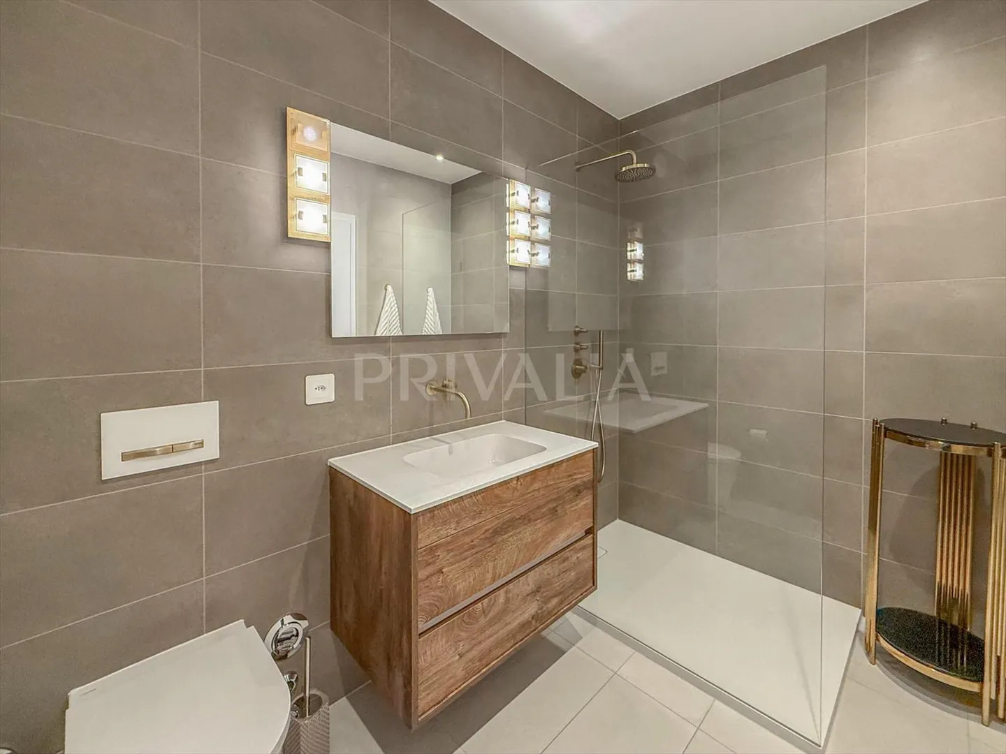 Elegant 5-room apartment with private terrace in the heart of Chambésy - Photo 6 of 7