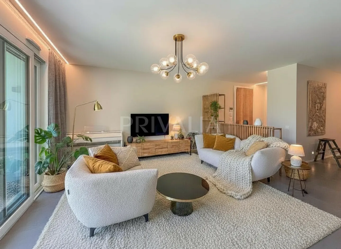 Elegant 5-room apartment with private terrace in the heart of Chambésy - Photo 2 of 7