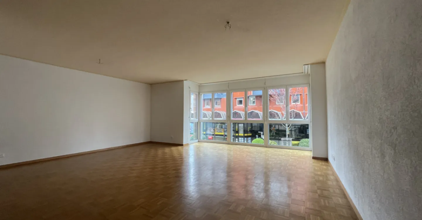 For rent 4 rooms on the 1st floor - Photo 3 of 9