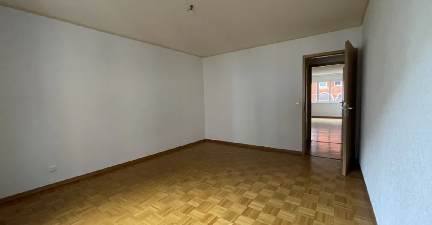 For rent 4 rooms on the 1st floor - Photo 6 of 9