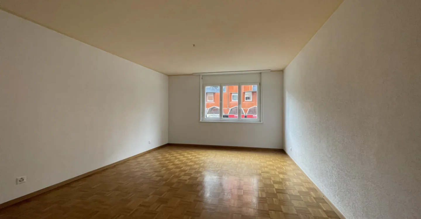 For rent 4 rooms on the 1st floor - Photo 8 of 9