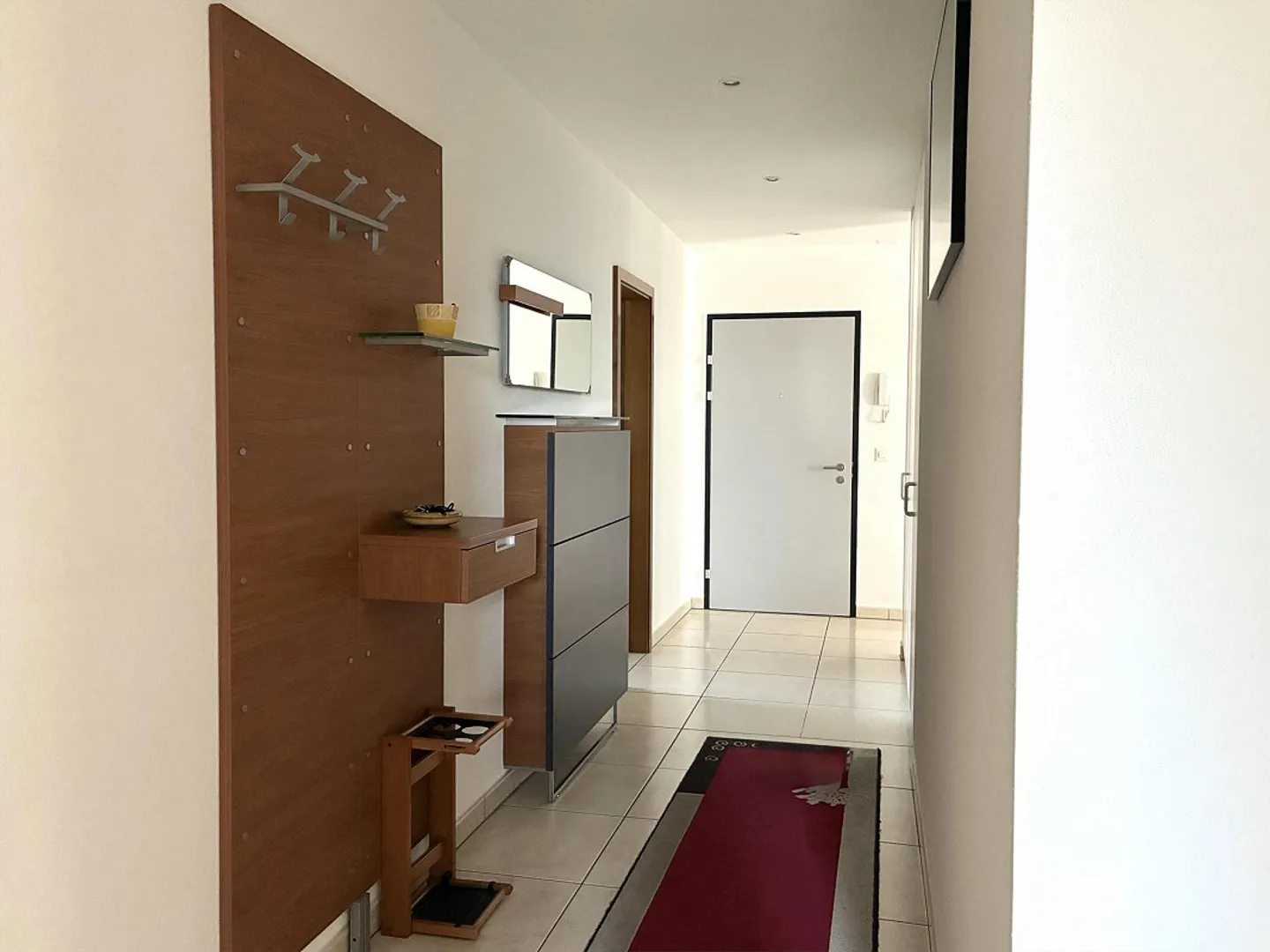 Prächtiges 4.5-Zimmer-Dachgeschoss mit Panoramablick in Giubiasco - Foto 3 von 20