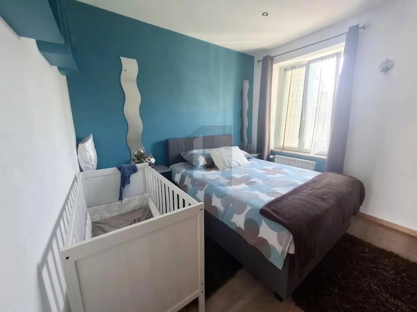 CHARMANT, RENOVIERT UND GUT GESTALTET MIT AUSSICHT - Foto 3 von 6