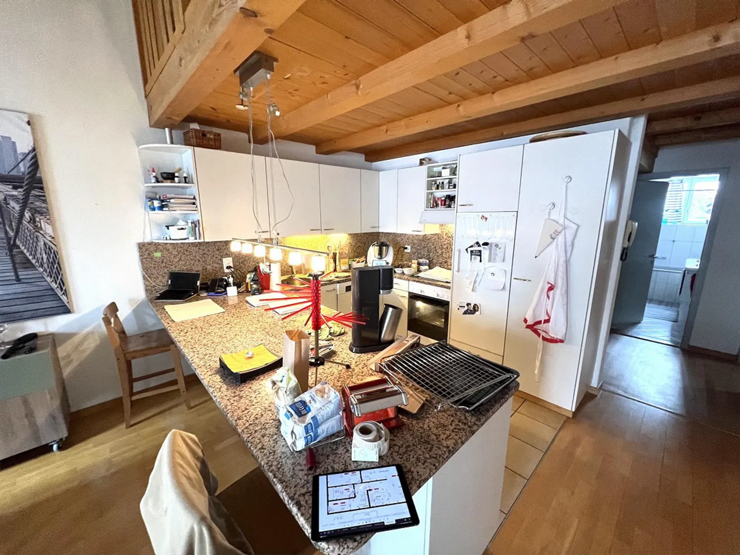 Attractive 4.5-room maisonette apartment in a central location in Beringen - Photo 6 of 23