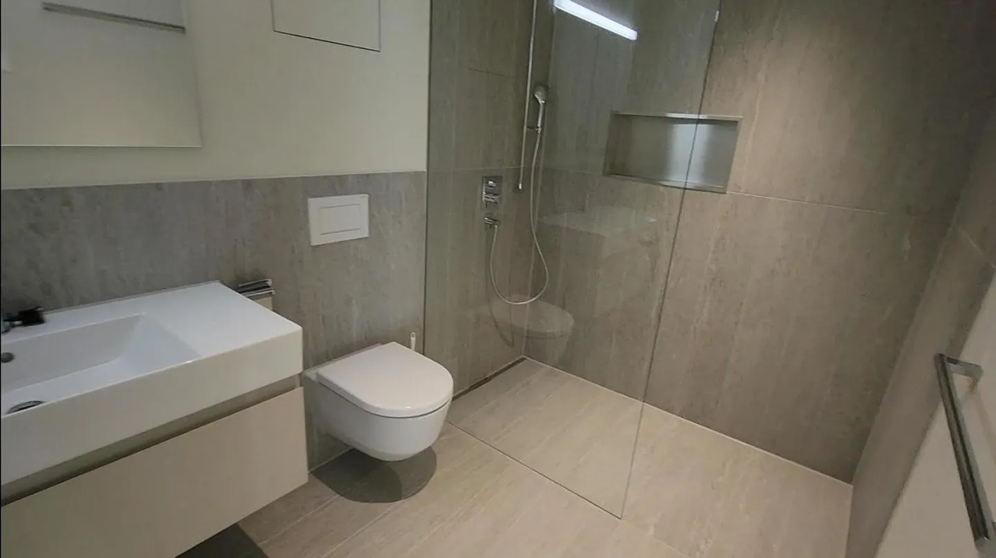 Appartement moderne et spacieux de 3,5 pièces à Chur - Nouvelle construction - Photo 6 sur 8