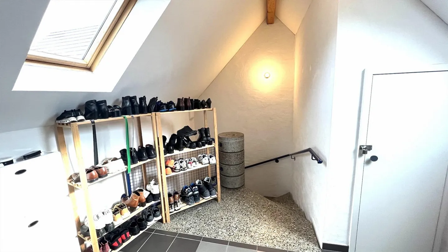 Attractive 4.5-room maisonette apartment in a central location in Beringen - Photo 4 of 23