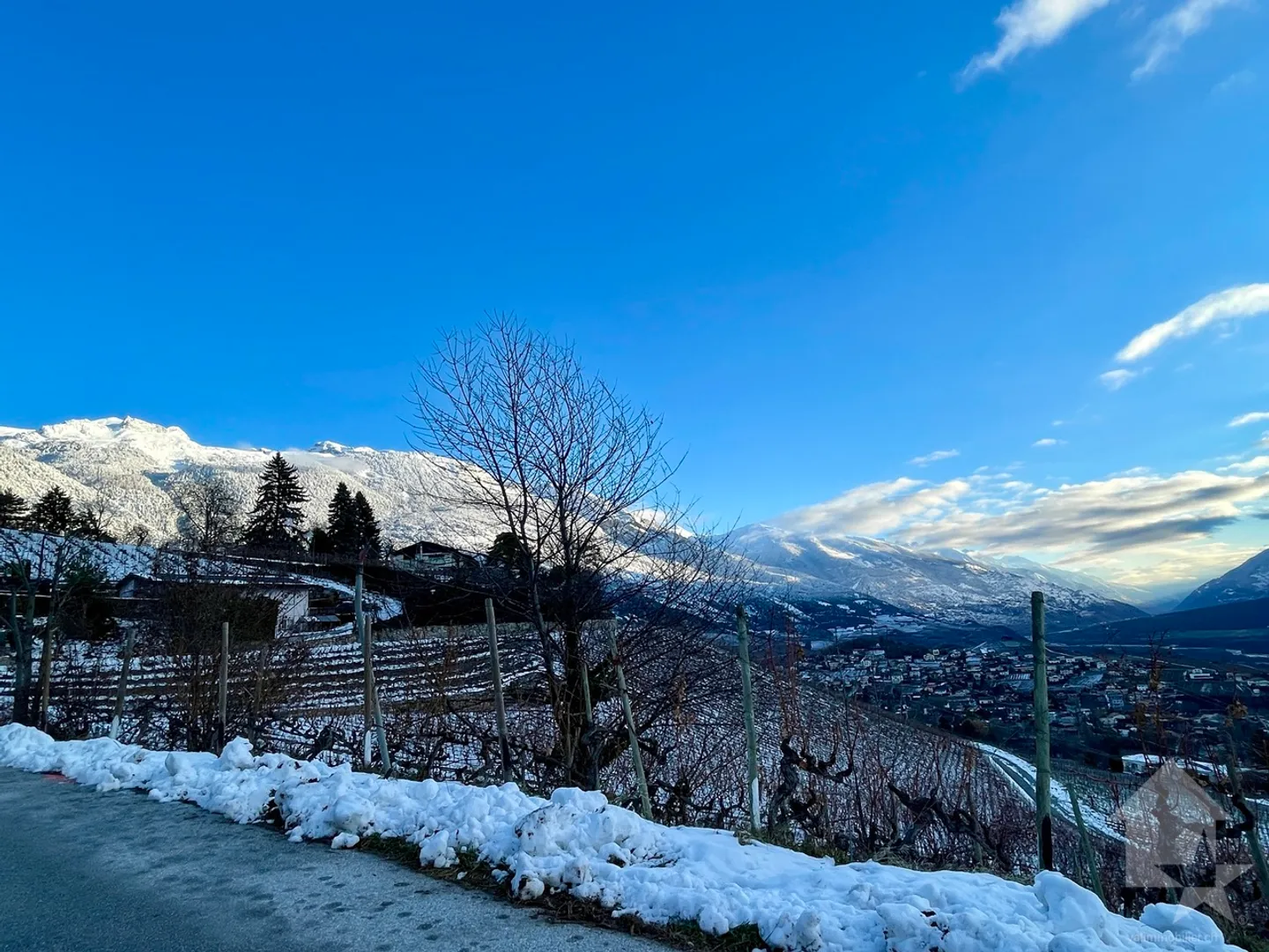 Promozione di 2 ville a schiera di 4,5 stanze in zona tranquilla, vista panoramica - Foto 5 di 9