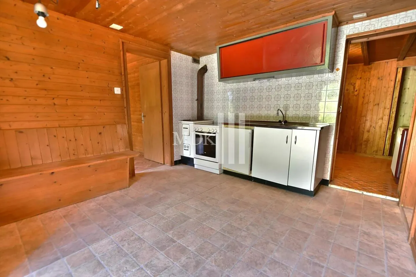 3.5 Room Apartment - Photo 3 of 11