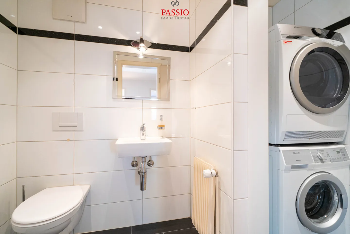 Casa familiare di 6,5 stanze con piscina e giardino in una posizione ideale! - Foto 6 di 21