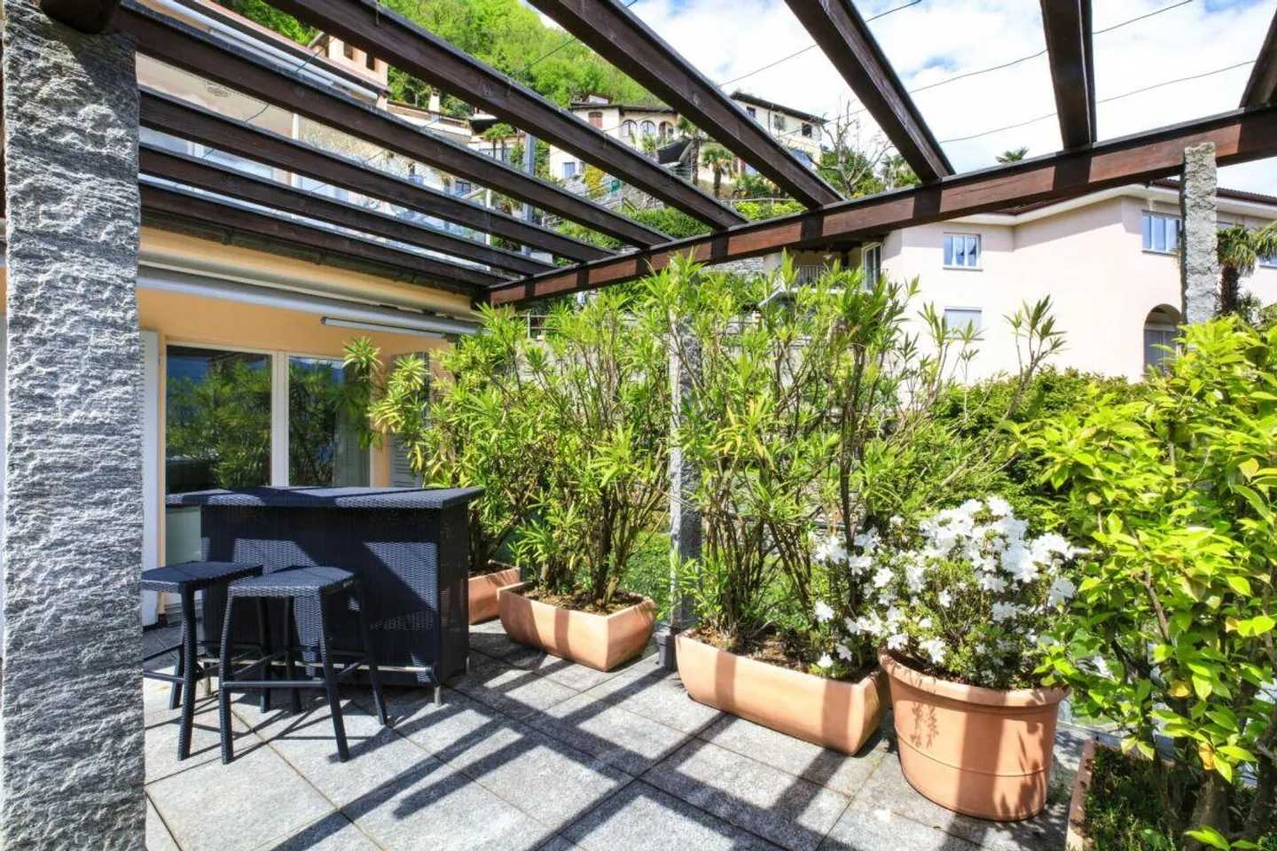 RONCO S/ASCONA - Maisonette apartment with enchanting lake view - Photo 24 of 30