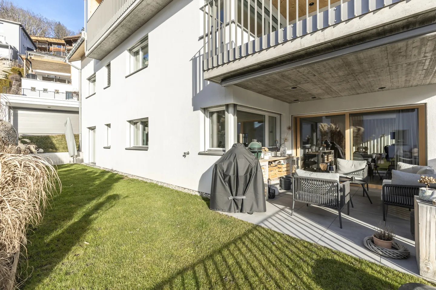 Newly Built Living with Many Extras - Photo 8 of 9