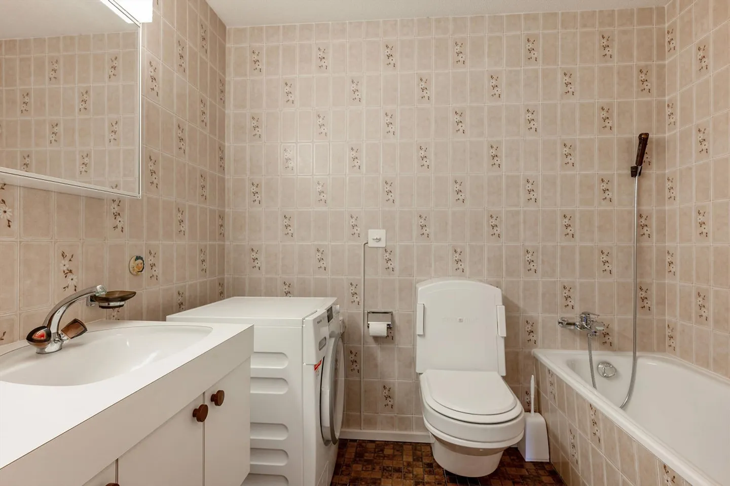 Zentrale 4.5-Zimmerwohnung in Wettingen mit viel Licht und Aussicht - Foto 4 di 11