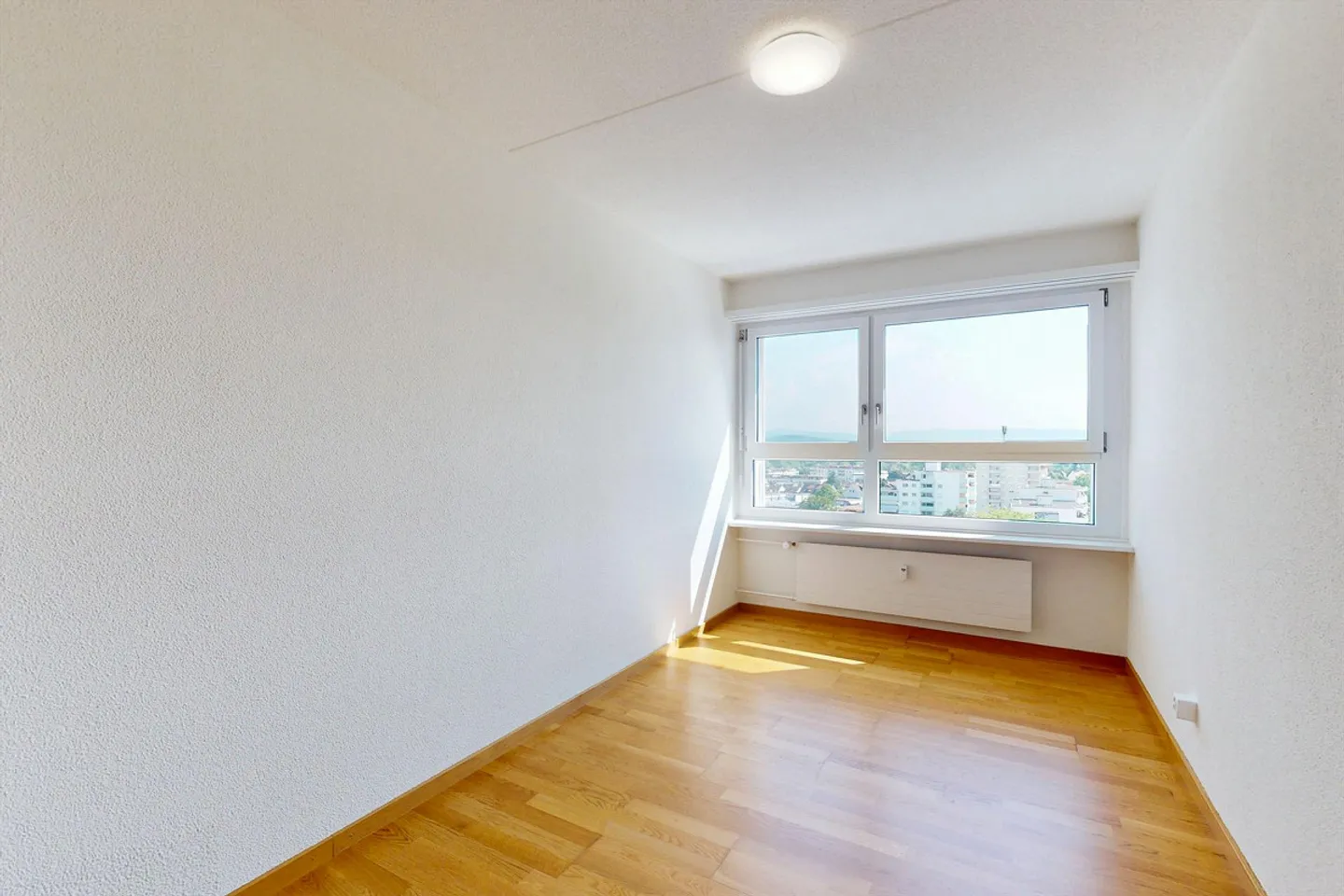 Modernes Apartment mit sonnigem Balkon - Foto 7 von 8