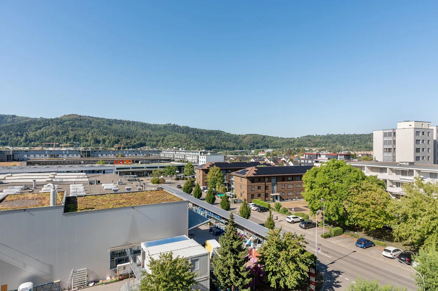 Zentrale 4.5-Zimmerwohnung in Wettingen mit viel Licht und Aussicht - Foto 10 di 11