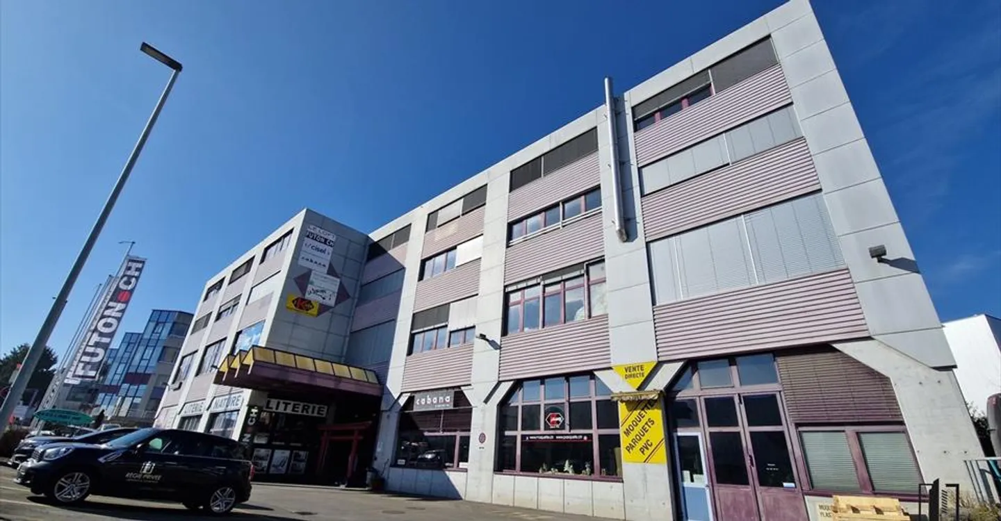 Mischgenutztes Gebäude mieten - Foto 7 von 8