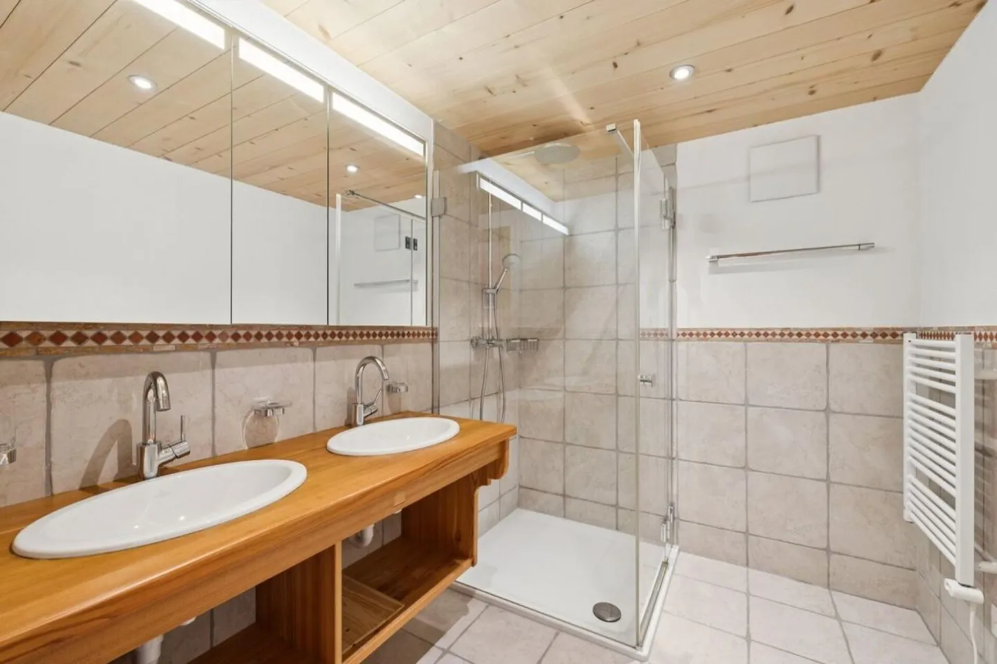 Appartamento 3,5 locali - Foto 3 di 13