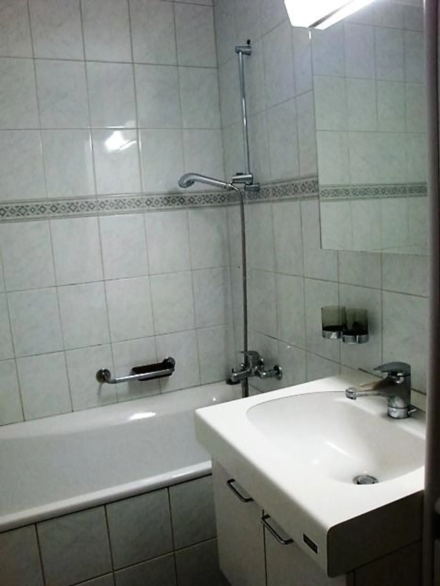 Geräumige Wohnung mit Seesicht - Foto 8 von 9