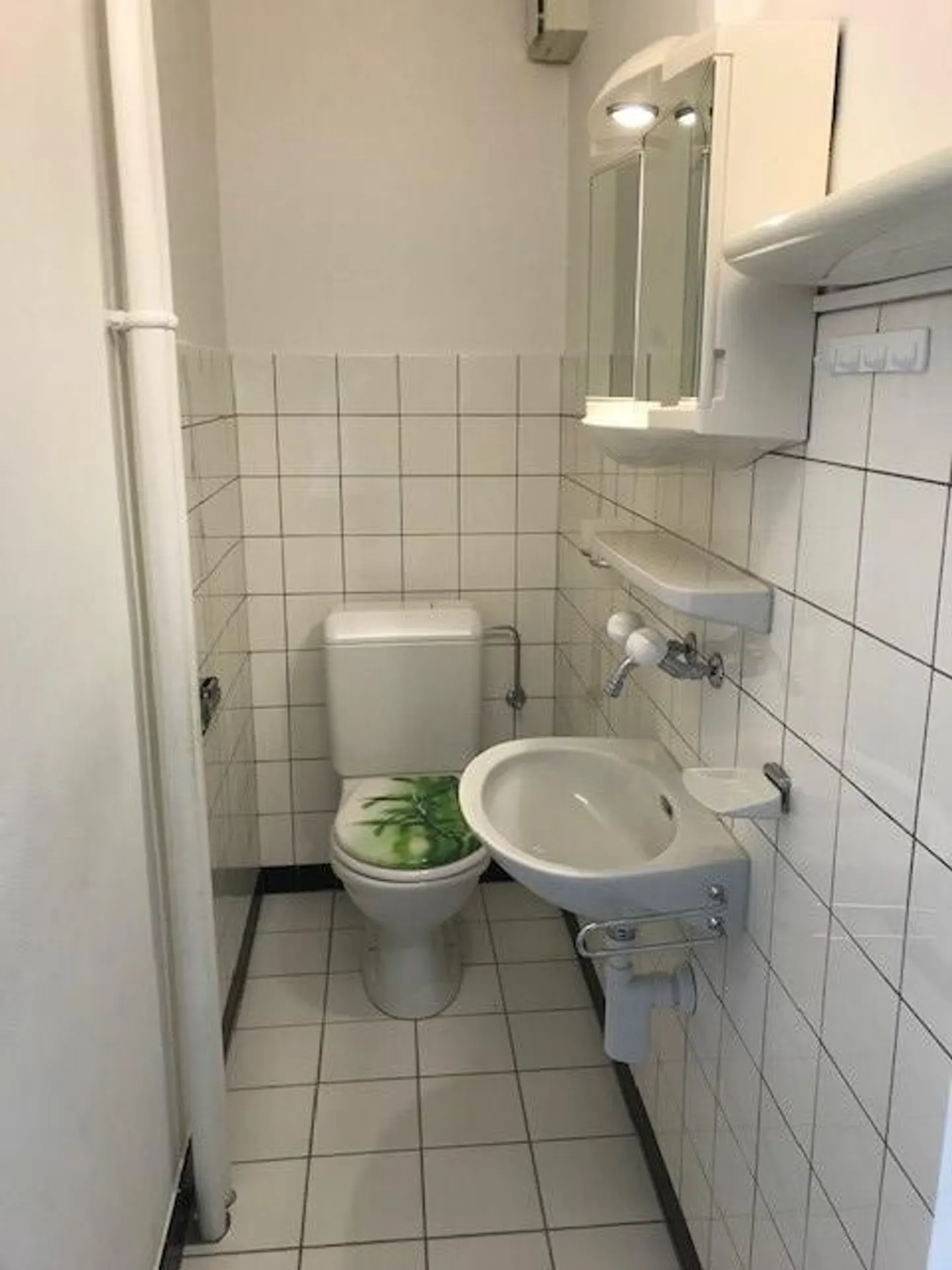 Geräumige Wohnung mit Seesicht - Foto 9 von 9