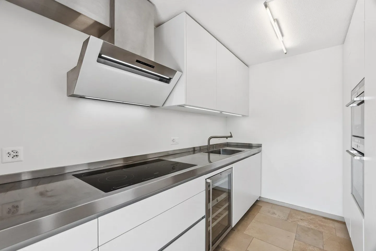 Exclusive Maisonette with Panoramic View - Photo 6 of 9