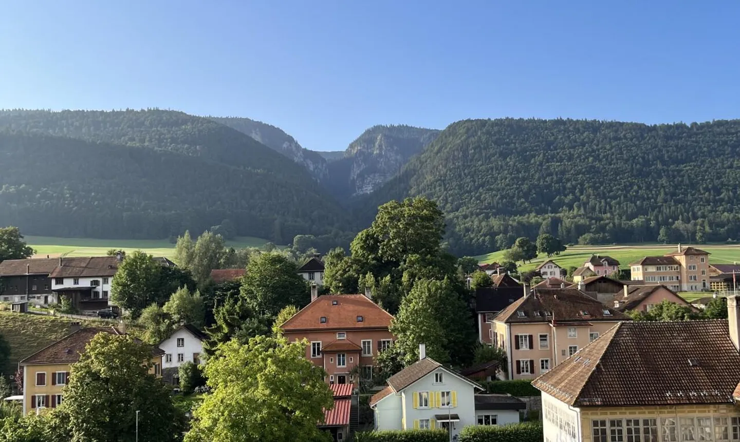 Guaranteed heartthrob with this incredible view! - Photo 1 of 11