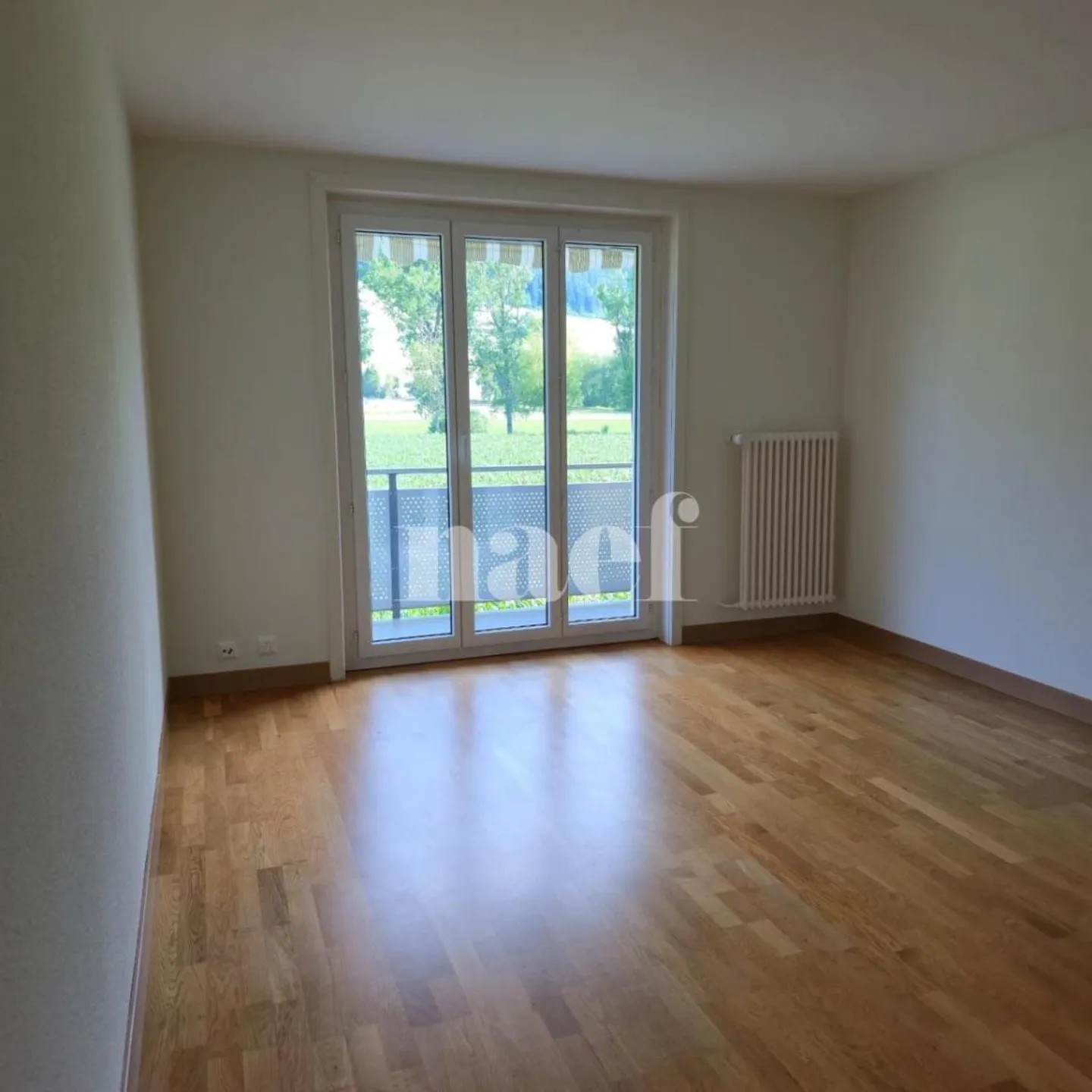 Appartement Charmant avec Vue sur la Campagne - Photo 2 sur 7