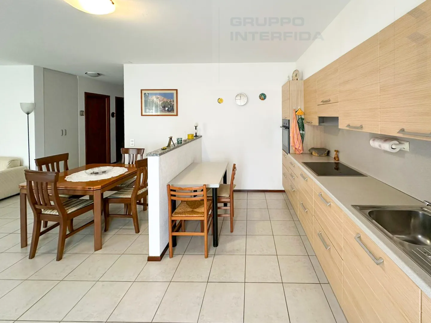 Nouvel appartement de 3,5 pièces dans un emplacement optimal - Photo 4 sur 11